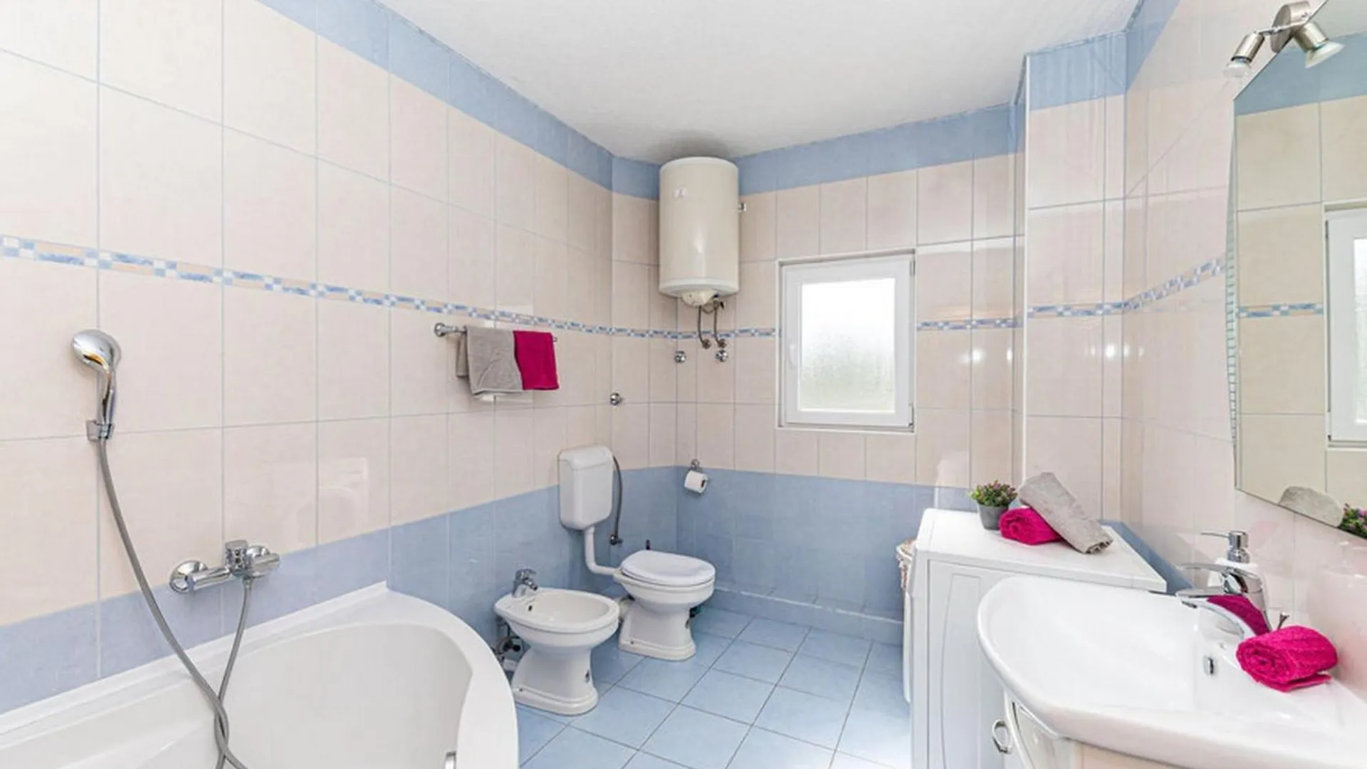 Exquisite Spacious Villa Bufaline With Pool And Gym Kastel Novi