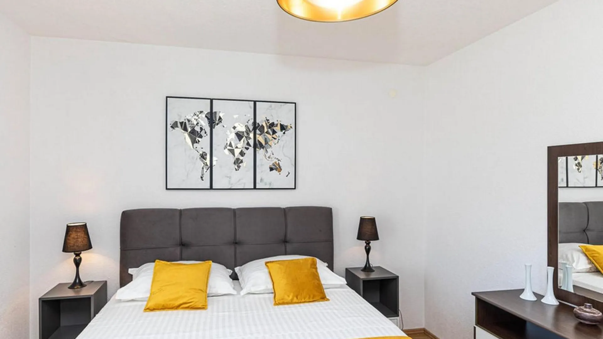Exquisite Spacious Villa Bufaline With Pool And Gym Kastel Novi