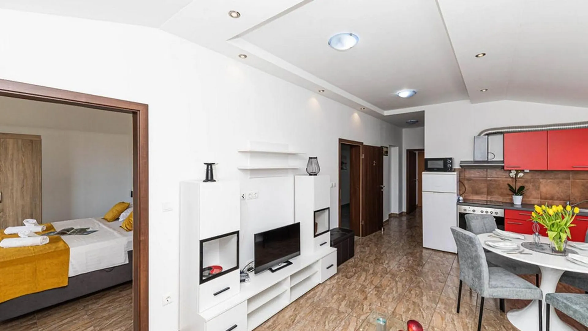Exquisite Spacious Villa Bufaline With Pool And Gym Kastel Novi